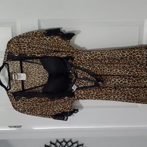 NWT CINEMA ETOILE 3 PC MARC LEOPARD PRINT CHEMISE, THONG, ROBE MEDIUM